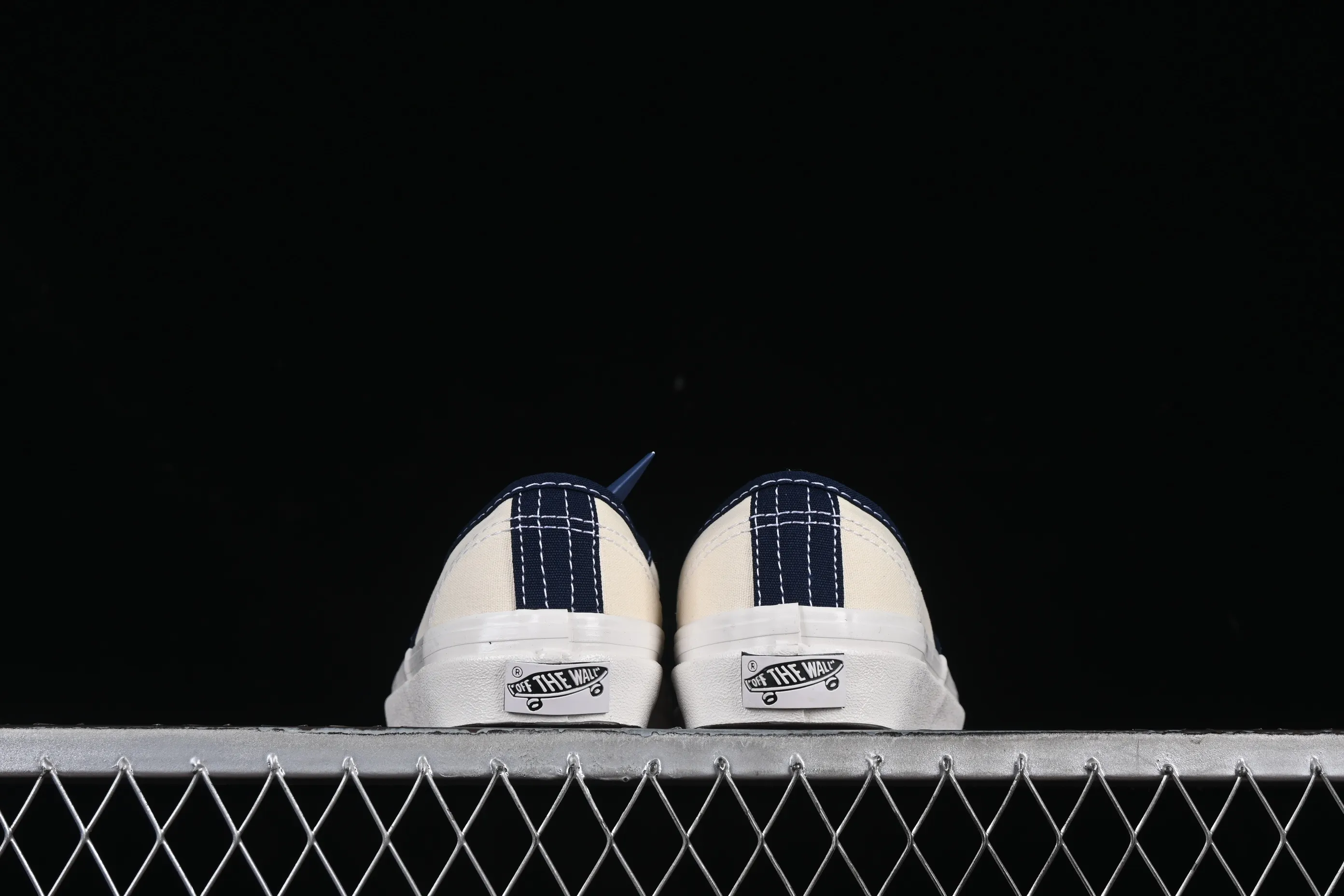 All categories Vans Vans series Vans Low Vans low-top Vans Authentic Reissue 44 Vans official high-end branch low-top casual sneakers VN000CQACIE
